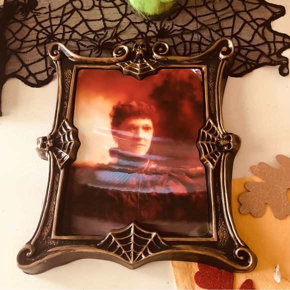 3D Changing Face Moving Portrait Picture frame Halloween Horror Decoration Party - Picture 13 of 17